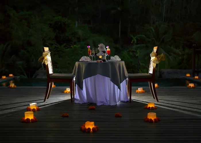 The Lokha Resort, & Resort Ubud (Bali)
